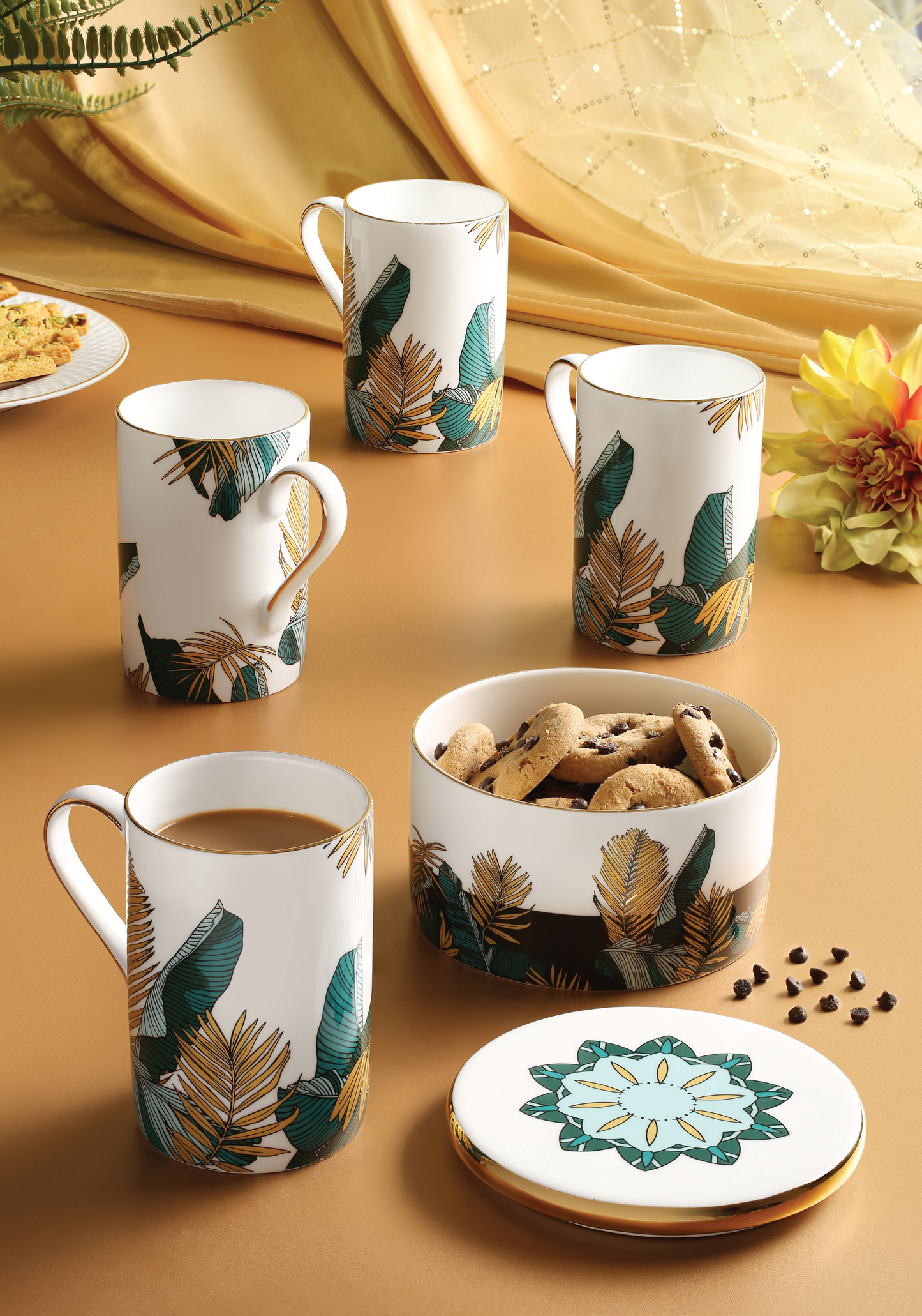 Set of 4 Garden Design Mugs with Cookies Jar