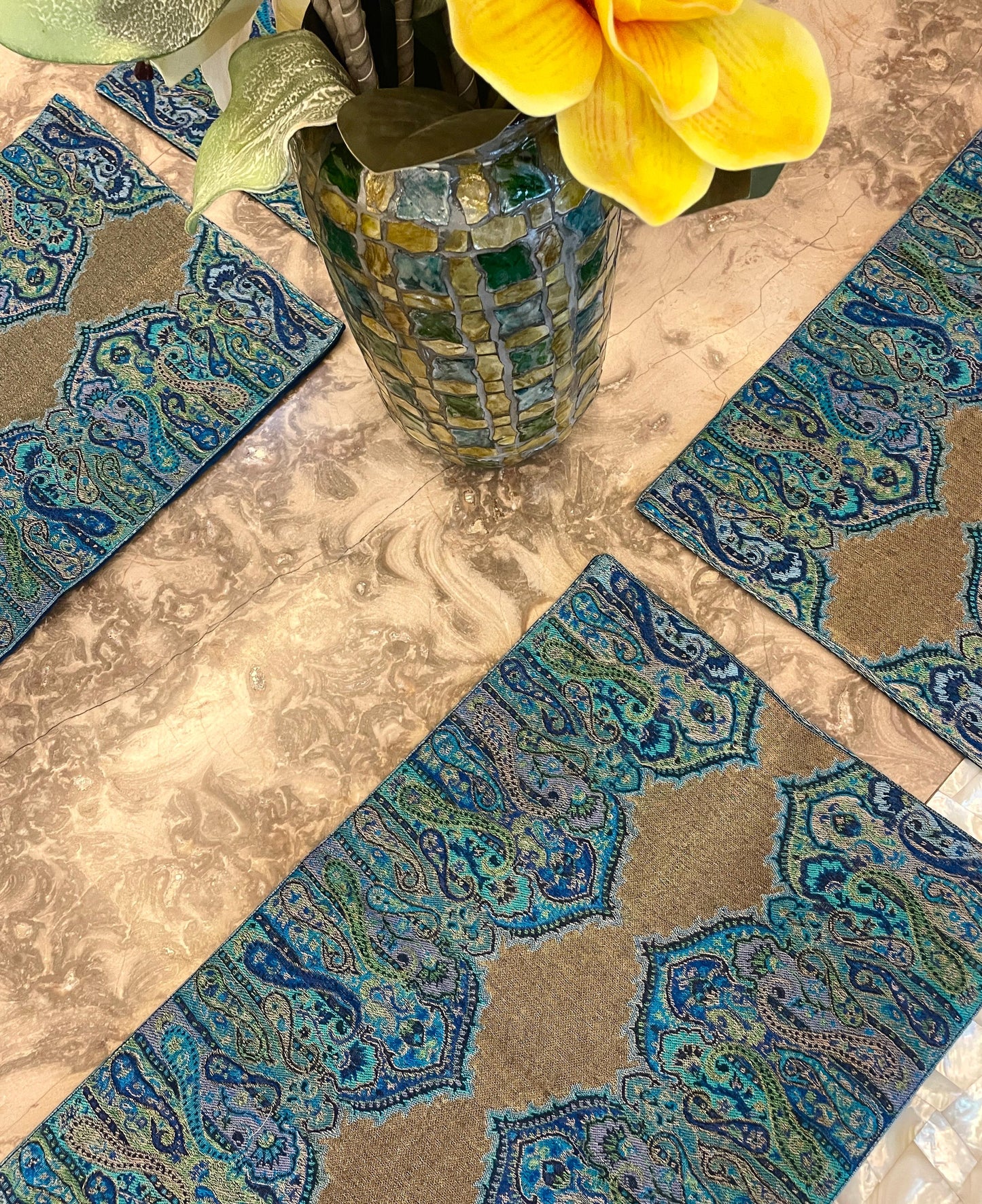 Table Mats & Runner - Leher