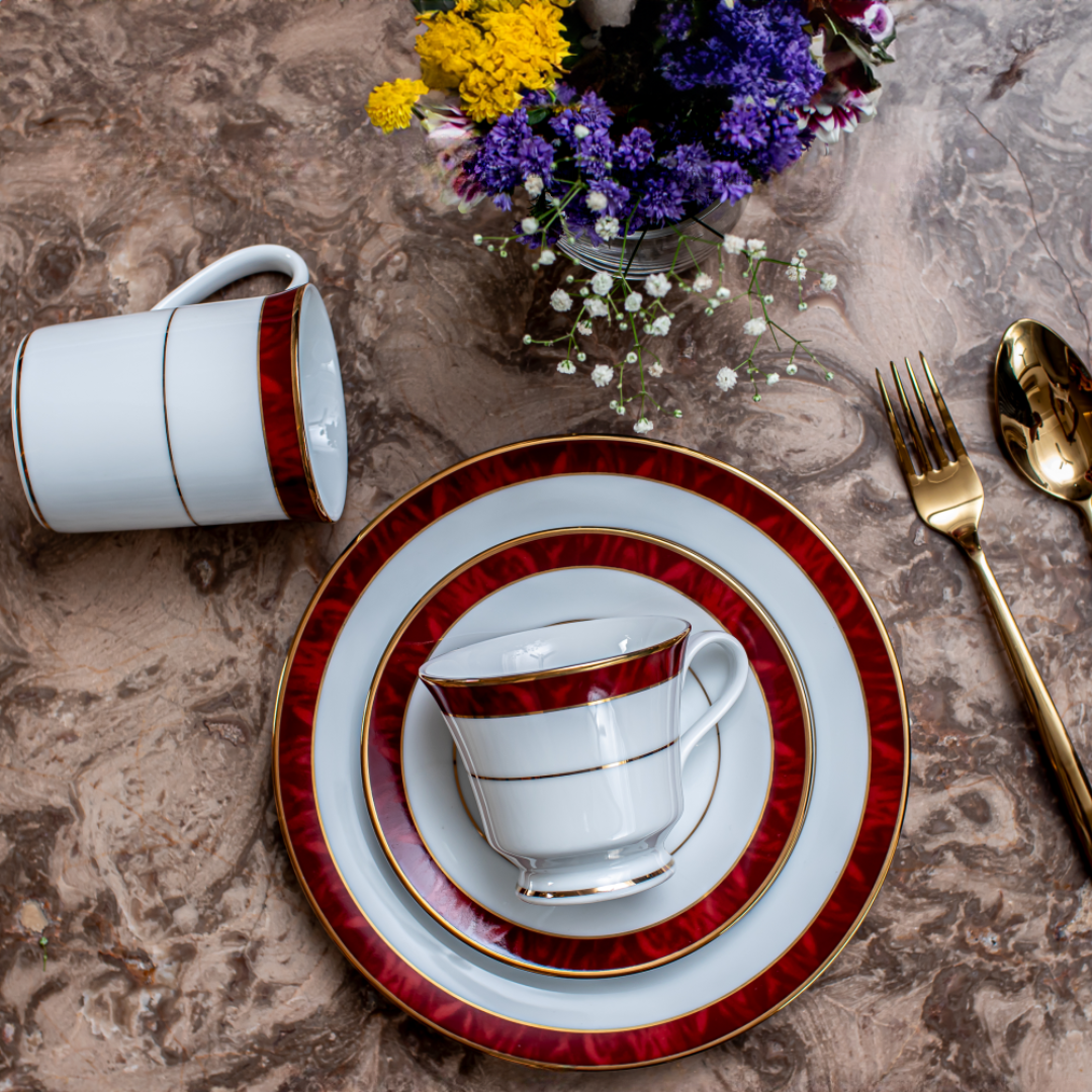 Venus Red - Cup & Saucer Set