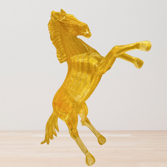 Standing horse in 24k gold Murano glass