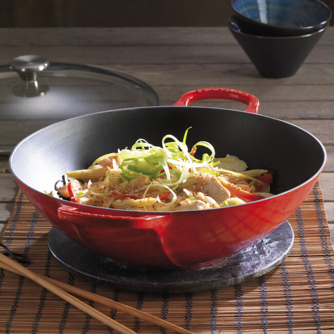 Cast Iron Wok With Glass Lid