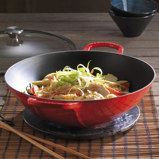 Cast Iron Wok With Glass Lid