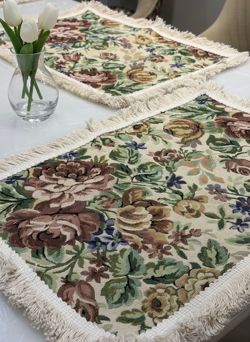 Vintage Petal Set - Table mats and runner set
